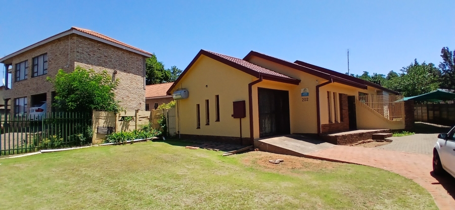 4 Bedroom Property for Sale in Uitsig Free State